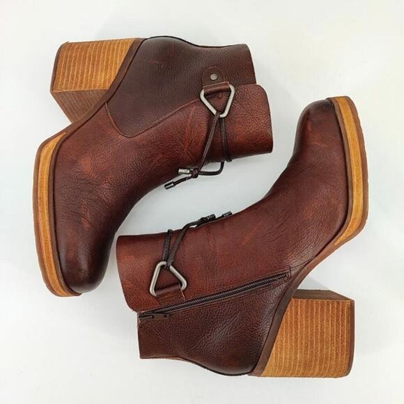 SOLD - Picture 3 of 11